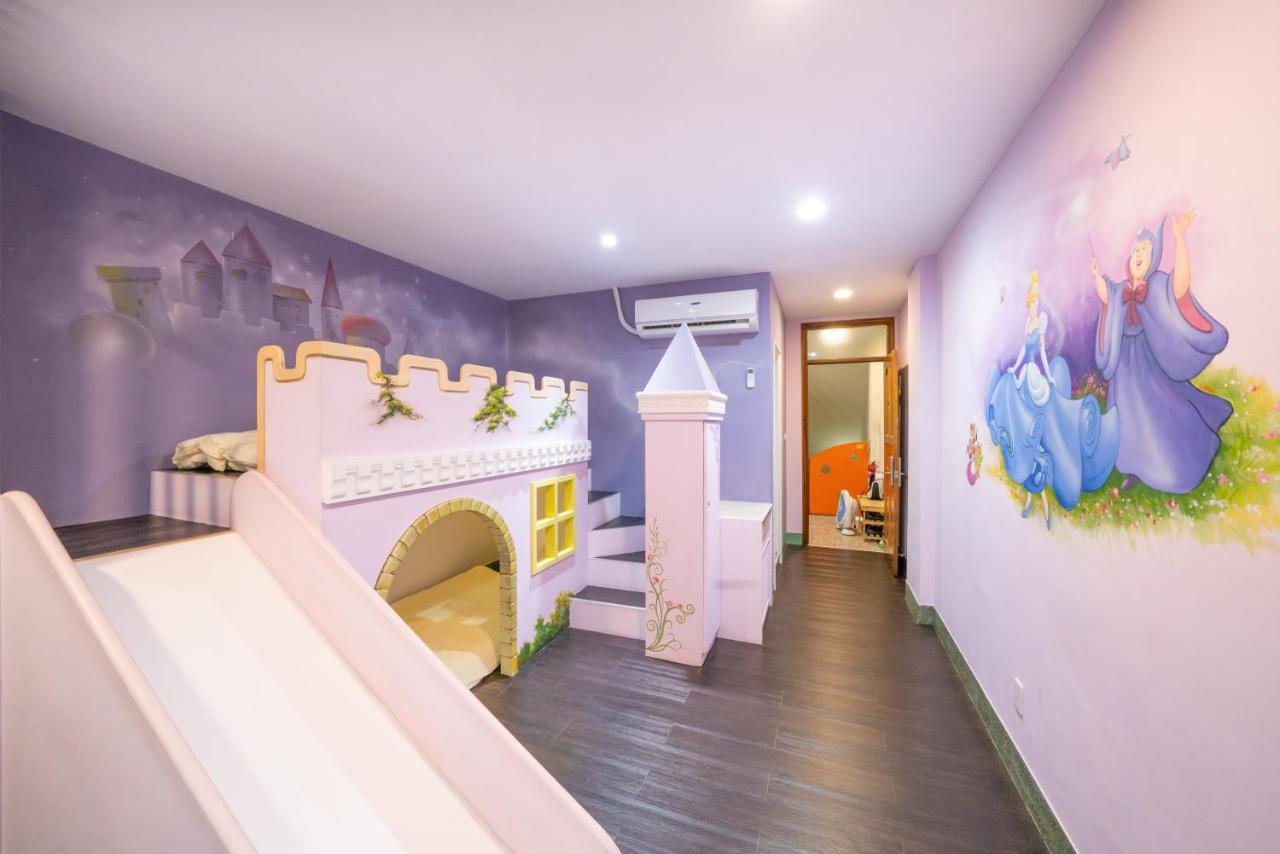 台南 Fairytale House Bed & Breakfast エクステリア 写真