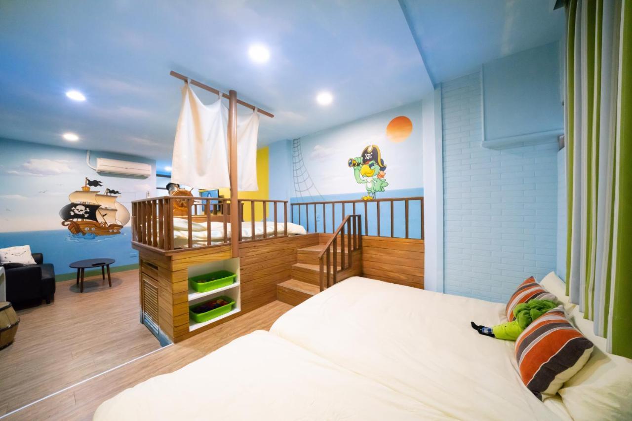 台南 Fairytale House Bed & Breakfast エクステリア 写真